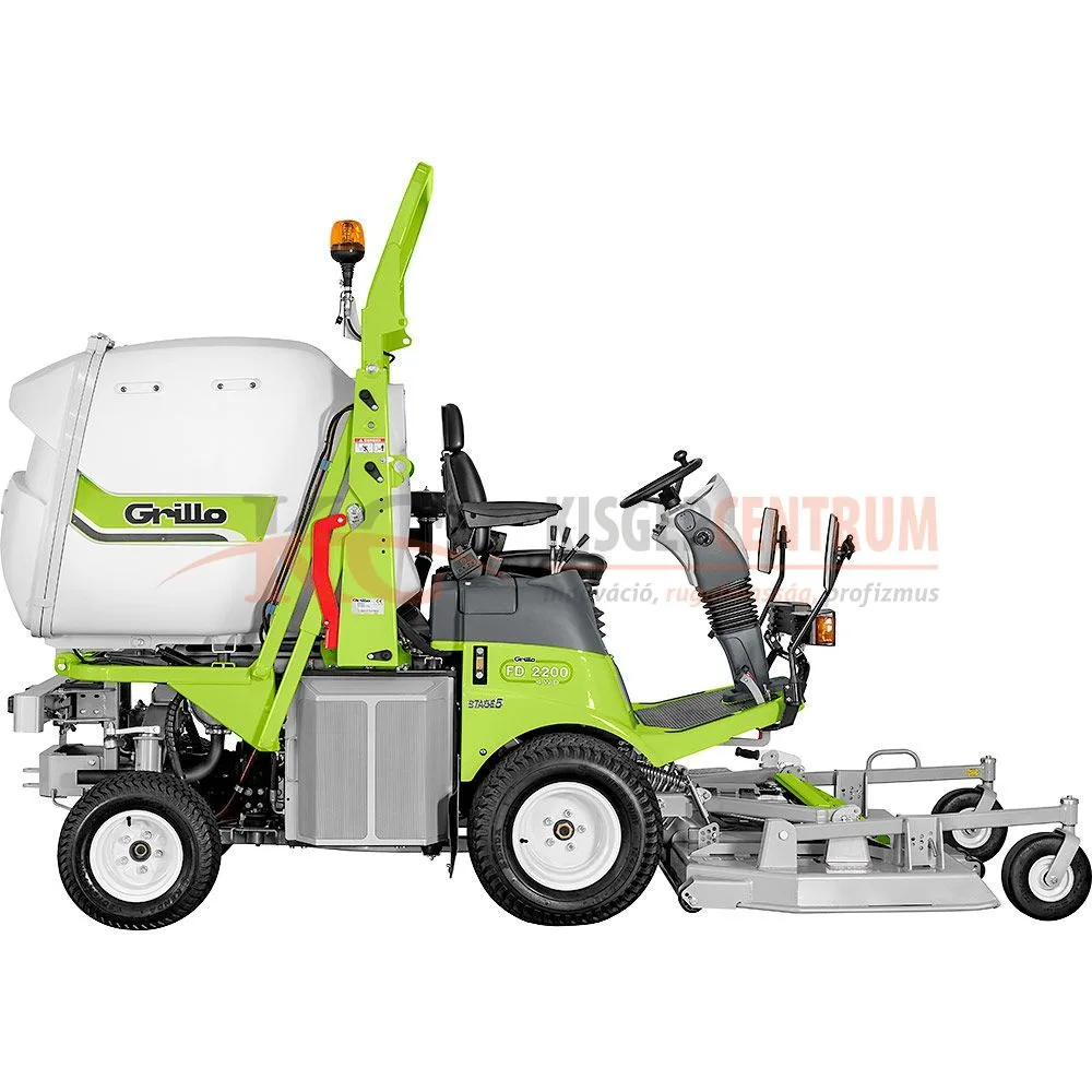 GRILLO magas ürítésű frontkaszás fűnyíró traktor FD 2200 4WD ( Vágóasztallal ) — 5. fotó