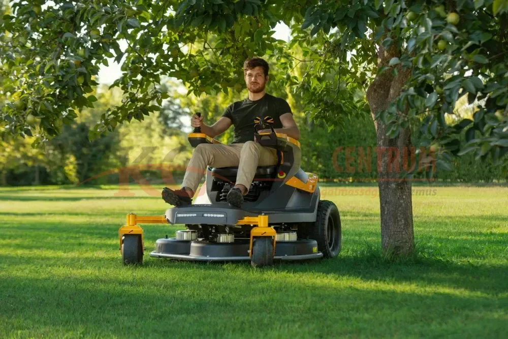 STIGA helyben forduló akkumulátoros fűnyíró traktor GYRO 900e — 4. fotó