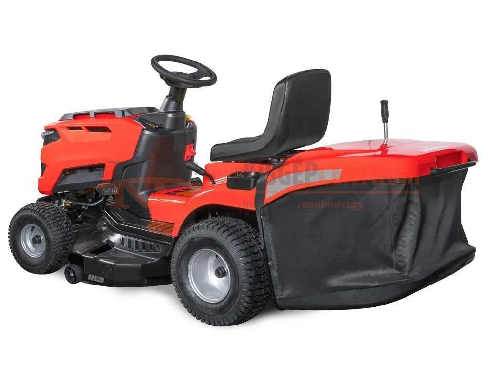 BLUEBIRD LT C 92H GYŰJTŐS FŰNYÍRÓ TRAKTOR — 4. fotó
